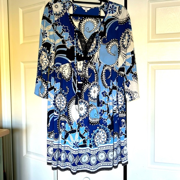 crown & ivy Dresses & Skirts - Crown & Ivy dress